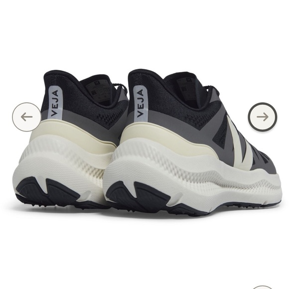 New in box VEJA
Condor 3 Road-Running
Shoes Black Calcaire Sz 38 - Picture 6 of 6